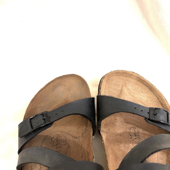 🌻😎- Birkenstock Sandals $ 65 - Size 38/ US 7-7.5 Black  # 10 - Picture 6 of 7